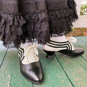 American Duchess Edwardian Bernadette Oxfords Ivory/Black